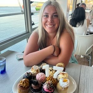 Meet your Posher, Lilly